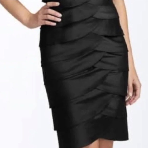 Adrianna Papell Evening Essentials black shimmering tiered skirt Sz 16 NWT - Picture 6 of 7